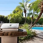 The Levy\'S Paradise Garden