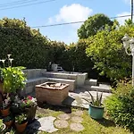 The Levy\'S Paradise Garden