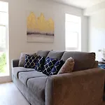 Stylish Studio In Hollywood!