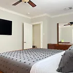 Noho Luxury Oasis I Saltwater Pool-Spa I Sleeps Up To 8 I 15 Mins From Hollywood