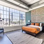 Experience Dtla 3Bd 2 Bth Apt
