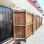 Your Home Away From Home In Beautiful Santa Monica