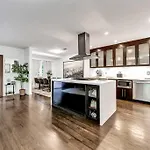 Villa Eden - Woodland Hills