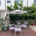 Small Private La Bedroom W Wifi - Private Fridge - Ac Near Usc - Exposition Park - Usc Memorial Coliseum - Banc Of California Bmo Stadium - Downtown Los Angeles Dtla - University Of Southern California Usc!!!