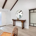 Luxurious Bel Air Home W/ Jacuzzi! 2Bd 2Ba