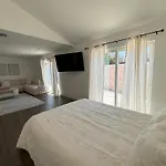 Fully Remodeled 1-Bedroom House With Massive Yard