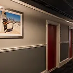 American Hotel