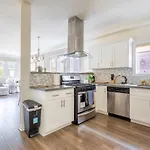 Getaway 4Br Home In The Heart Of La