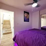 3 Bedroom With Hot Tub And Video Game Console 10 Minutes From Rodeo Drive Beverly Hills