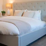 5 Star Private House 5 Rooms