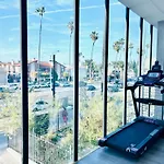 New Lux Skyline Loft In La