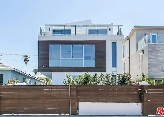 Brooks Villa