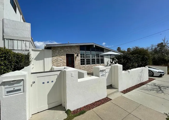 Your Home Away From Home In Beautiful Santa Monica