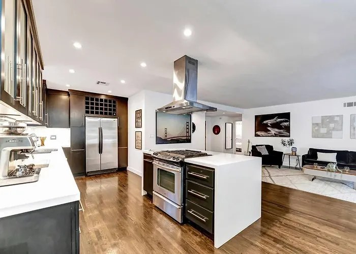 Villa Eden - Woodland Hills