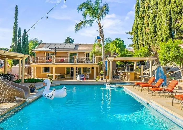 Resort Home With Games, Slide, Oasis