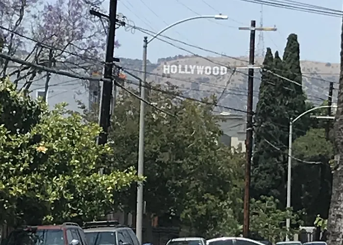 Republic Hollywood - La