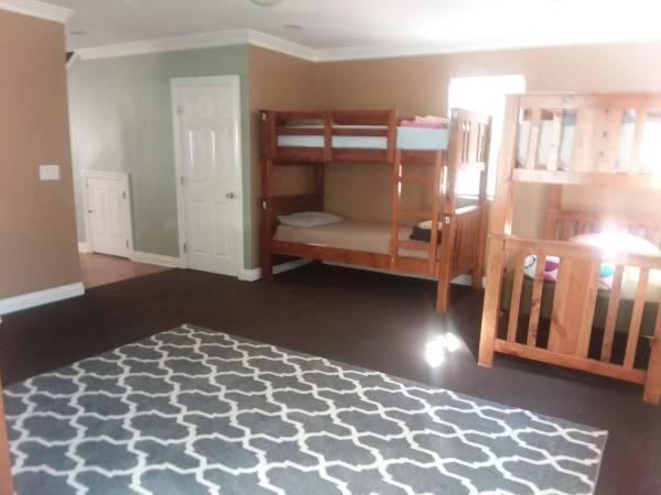 Hostel The Anderson Estates