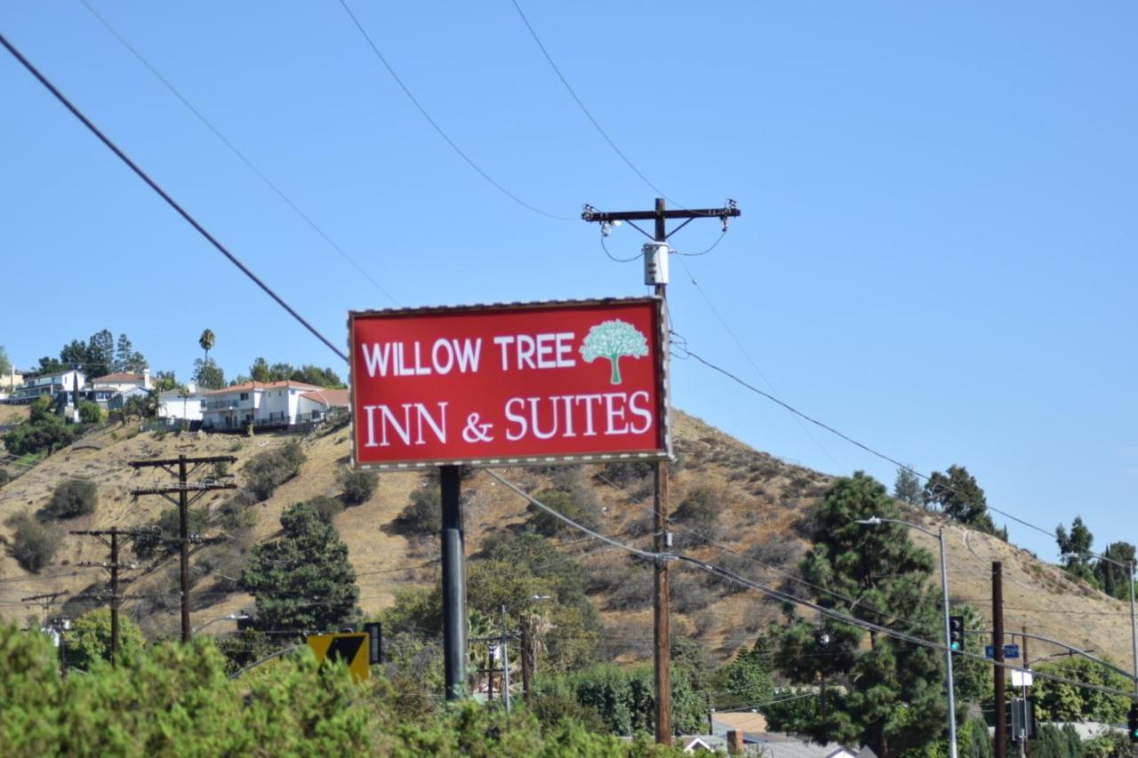 Willow Tree & 3* Los Angeles