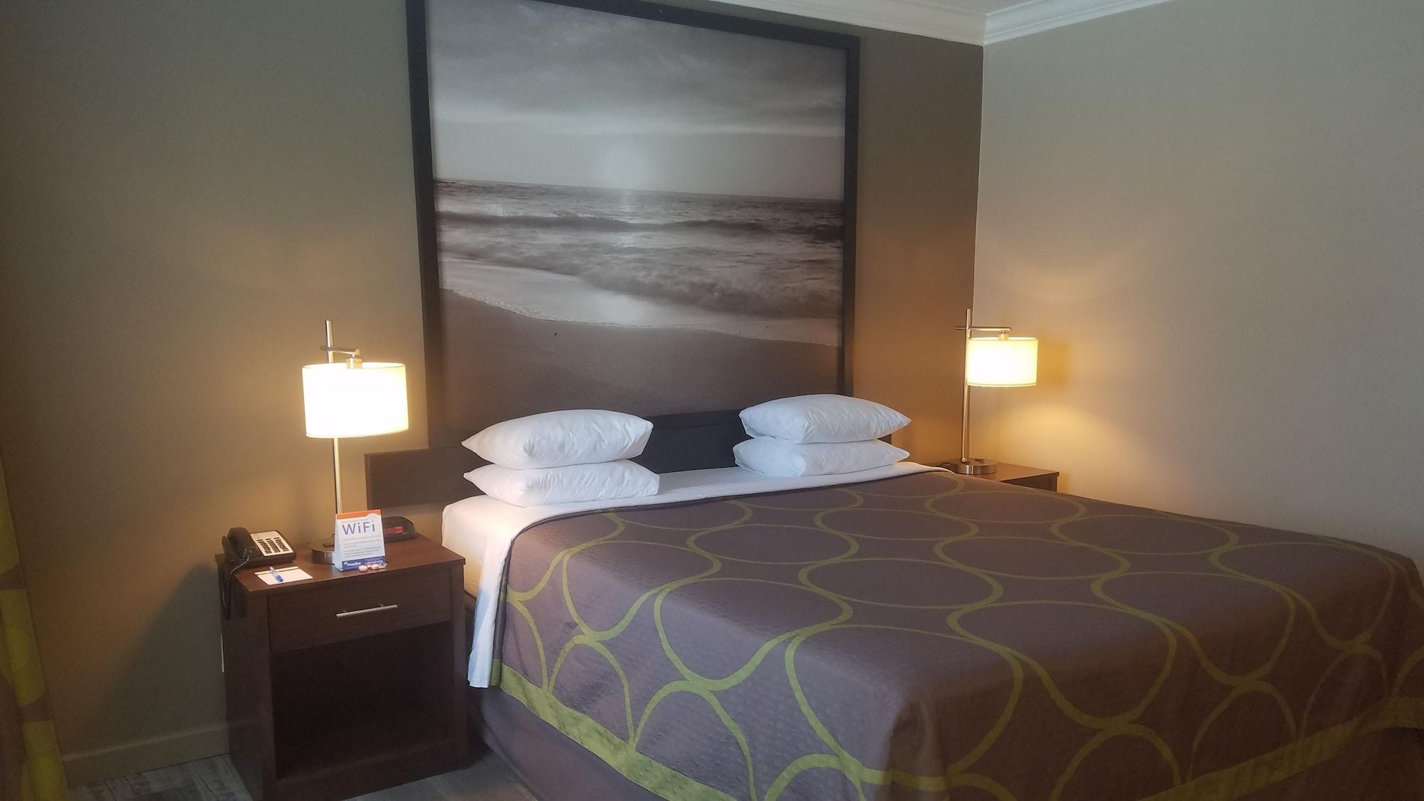 Super 8 By Wyndham Los Angeles-culver City Area 2* Los Angeles