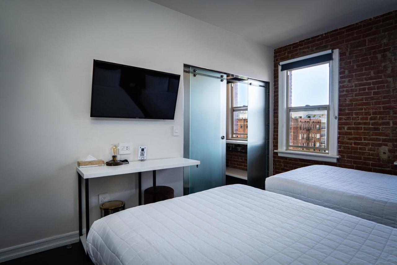 Hotel H By H Hospitality 4*