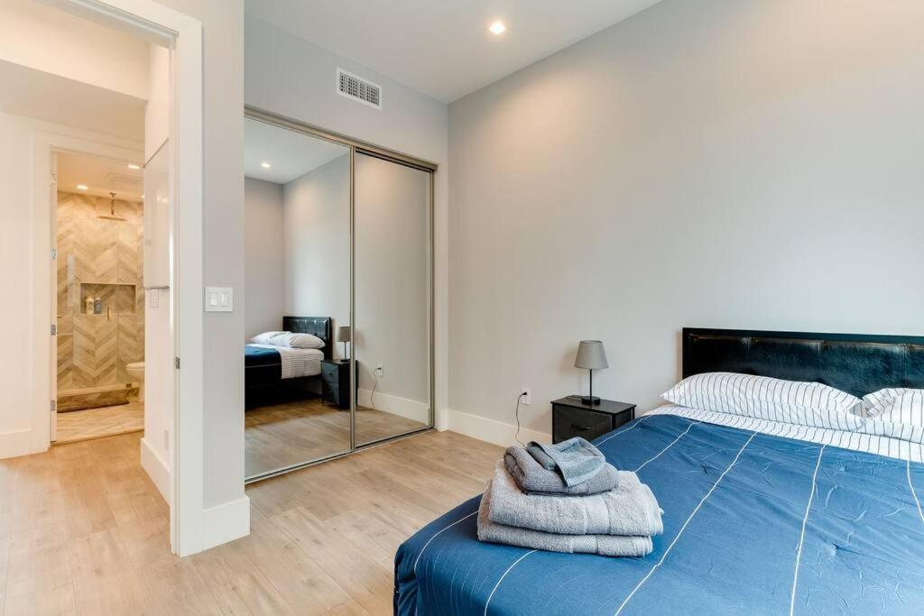 Modern 4 Bedroom With Rooftop #3