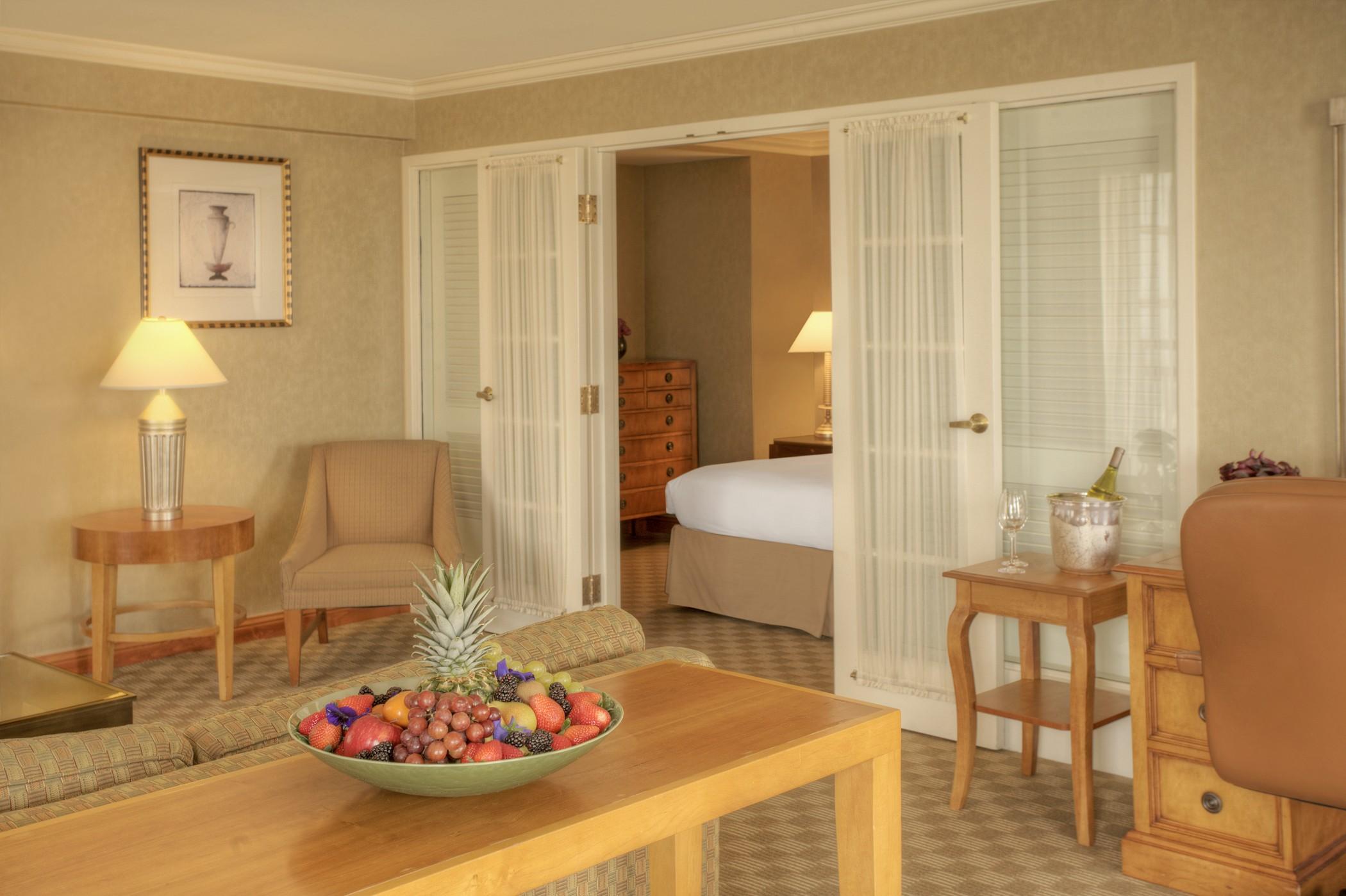 Hotel Intercontinental Angeles Century At Beverly Hills