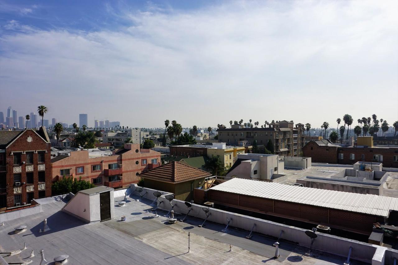 H By H Hospitality Hotel Los Angeles