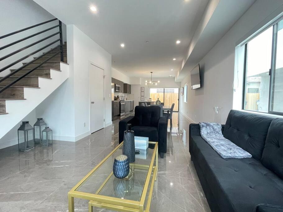 Delightful Town Close To Dtla *