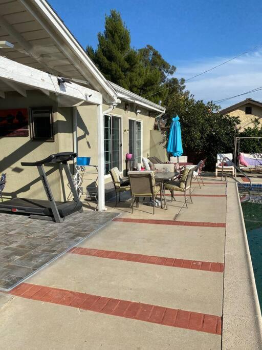 Vacation W Pool &garden 6 Guests Near Csun *