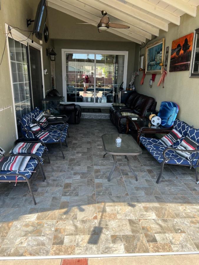 Vacation W Pool &garden 6 Guests Near Csun
