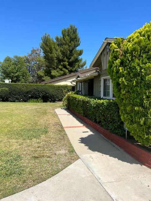 Vacation W Pool &garden 6 Guests Near Csun Los Angeles