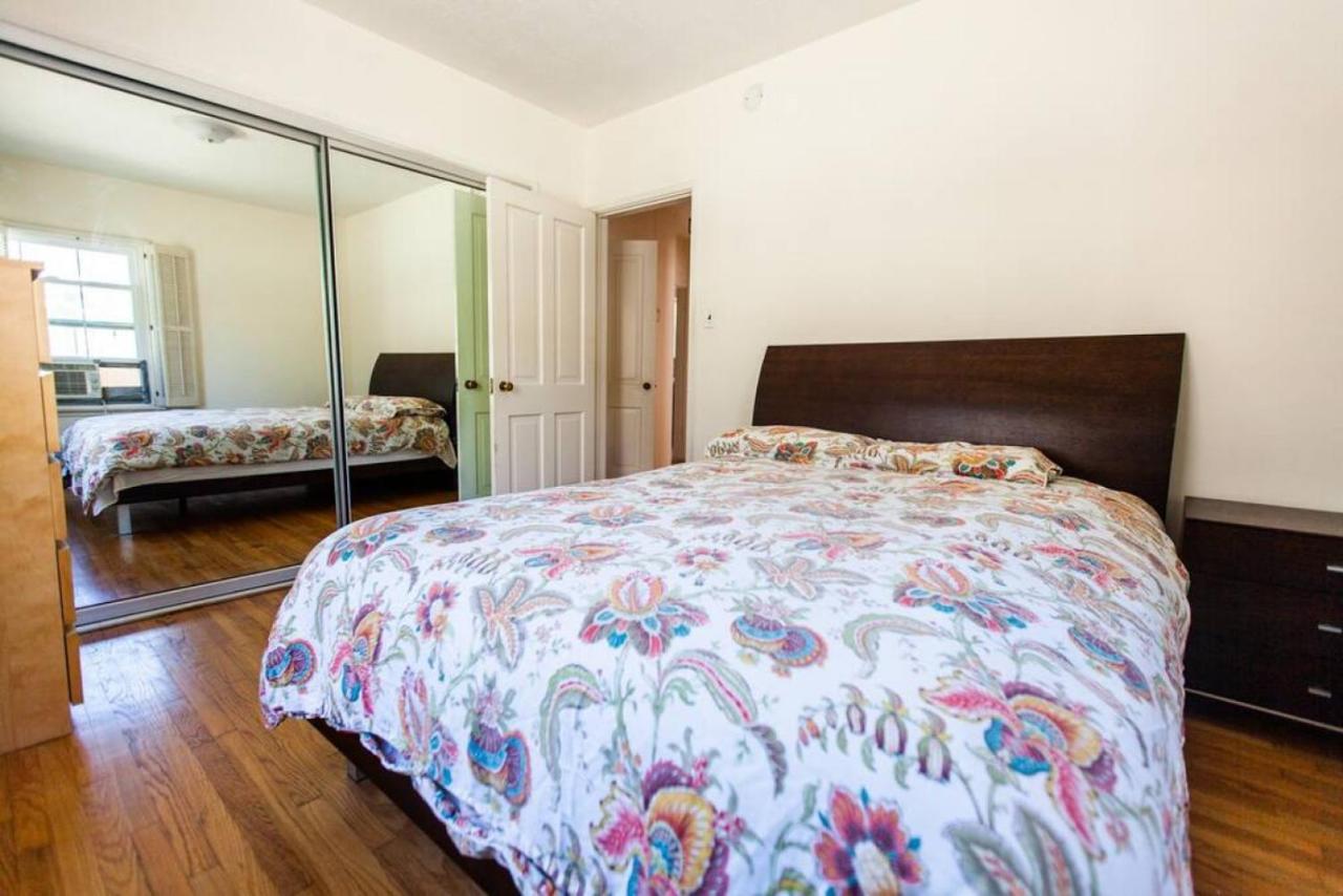 Apartment Spacious 2 Bedroom Unit With Fireplace F