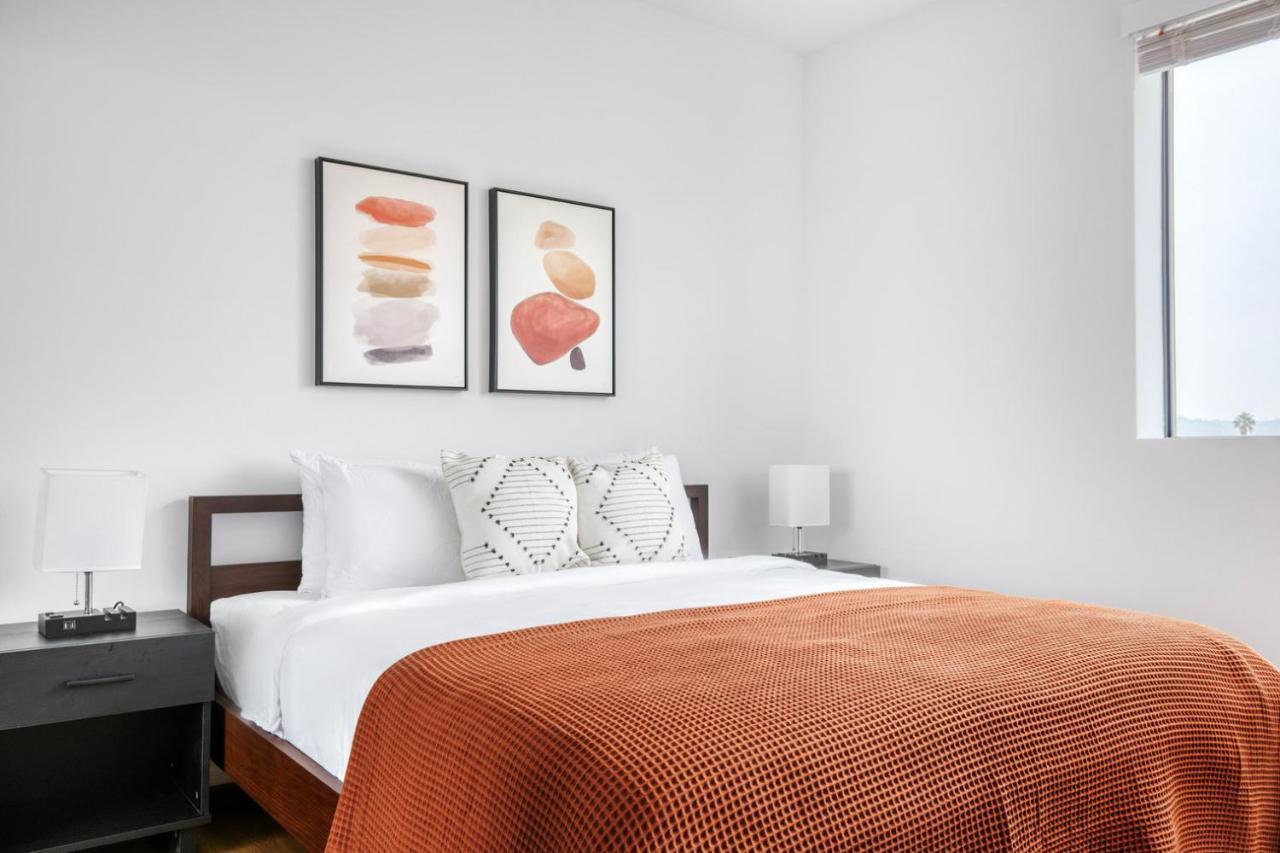 Culver 1br W Roof Lounge Gym Nr 405 Lax-925 *