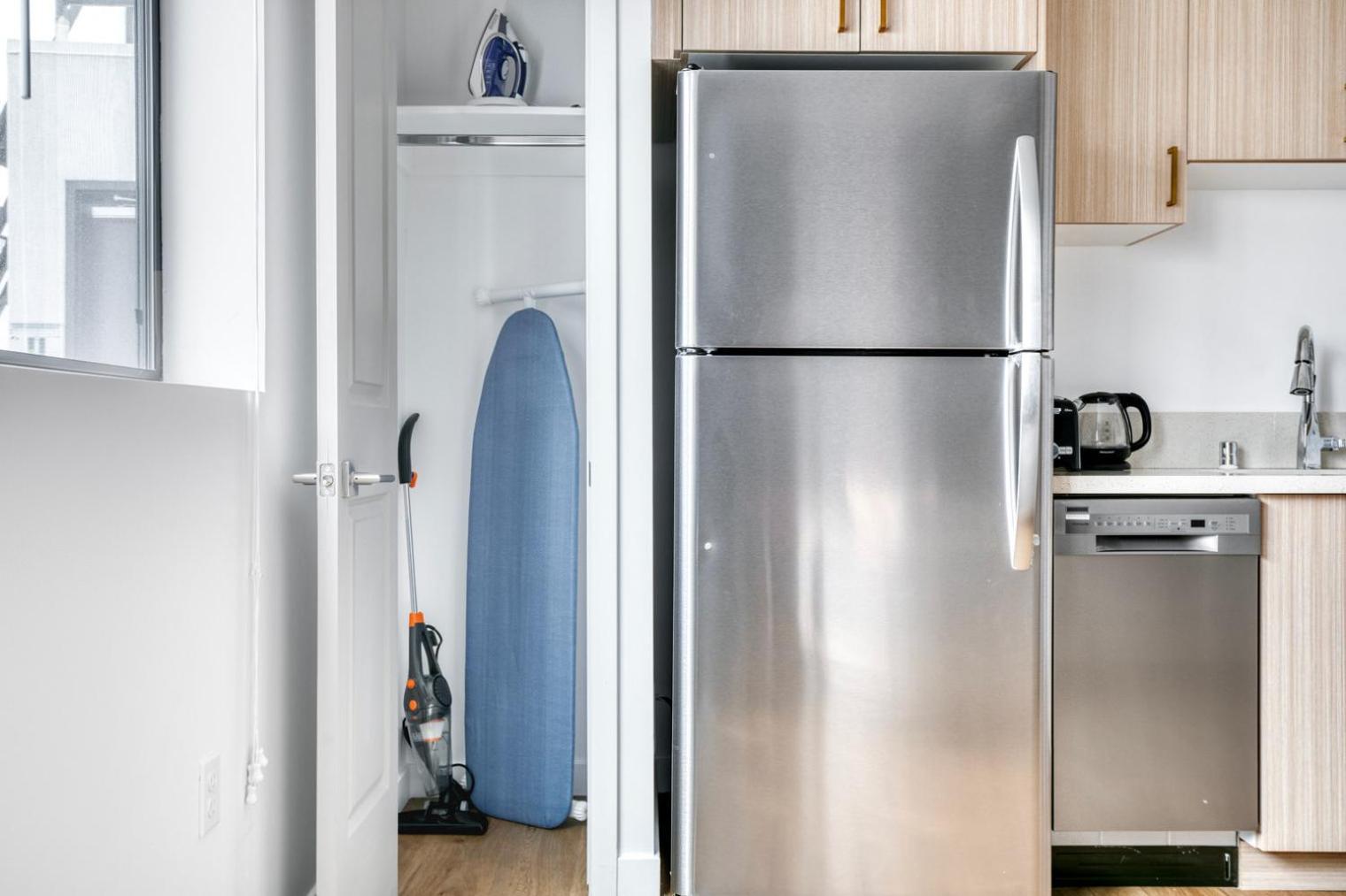 Culver 1br W Roof Lounge Gym Nr 405 Lax-925