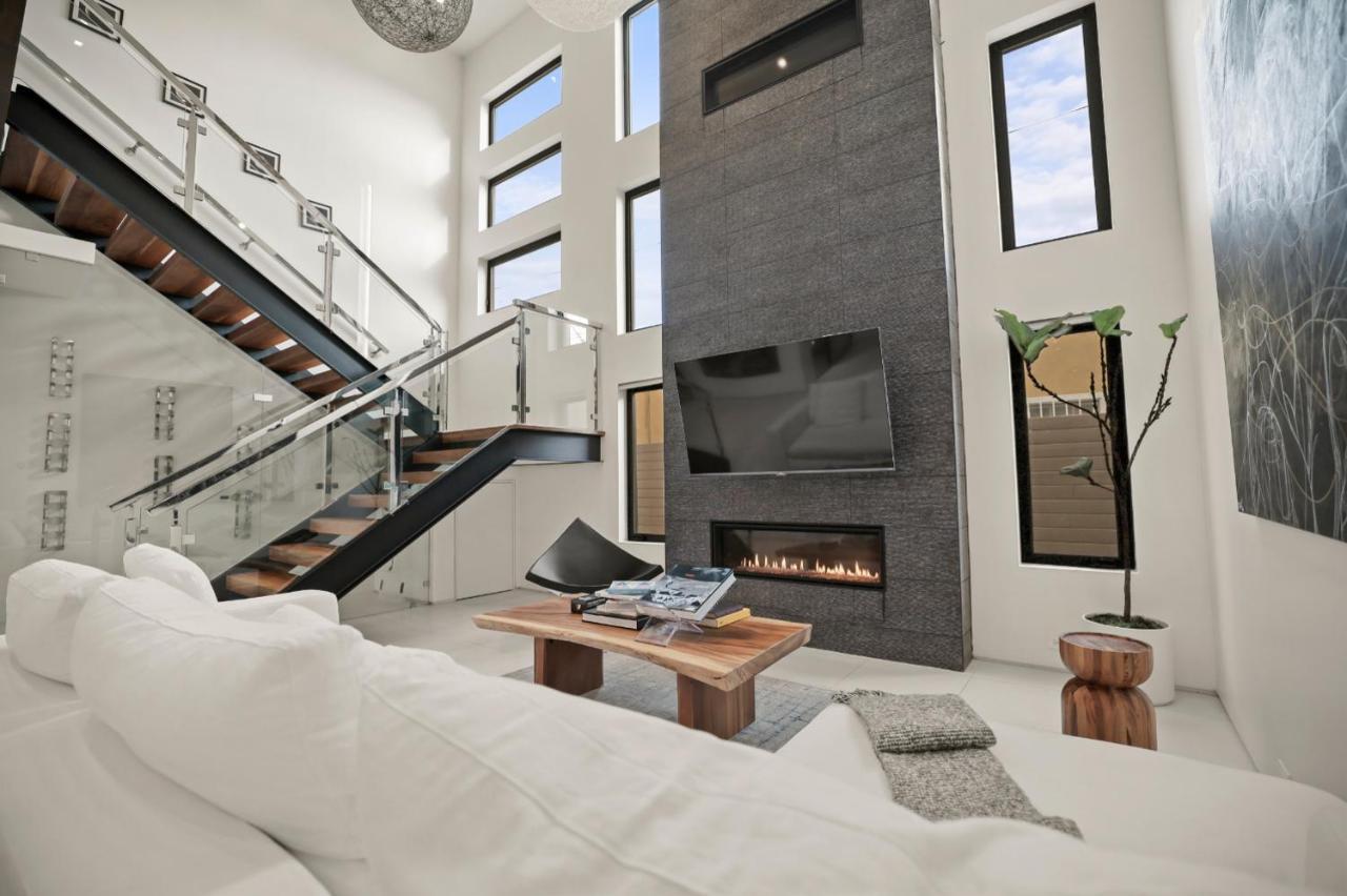 Crescent Heights * Los Angeles