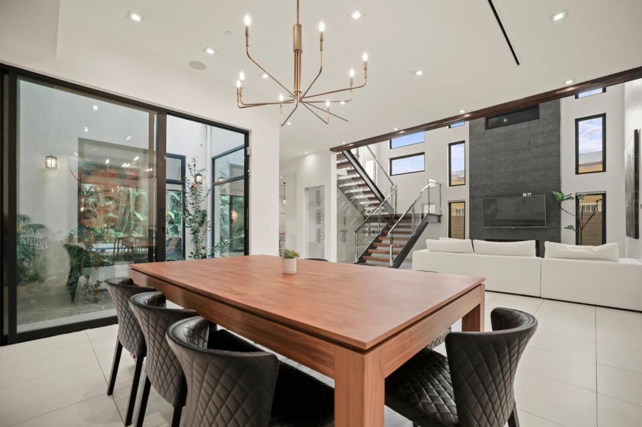 Crescent Heights Villa
