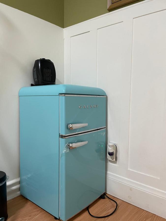 Homestay Usc Cozy Nook: Wi-fi, Ac & Fridge Near Downtown *