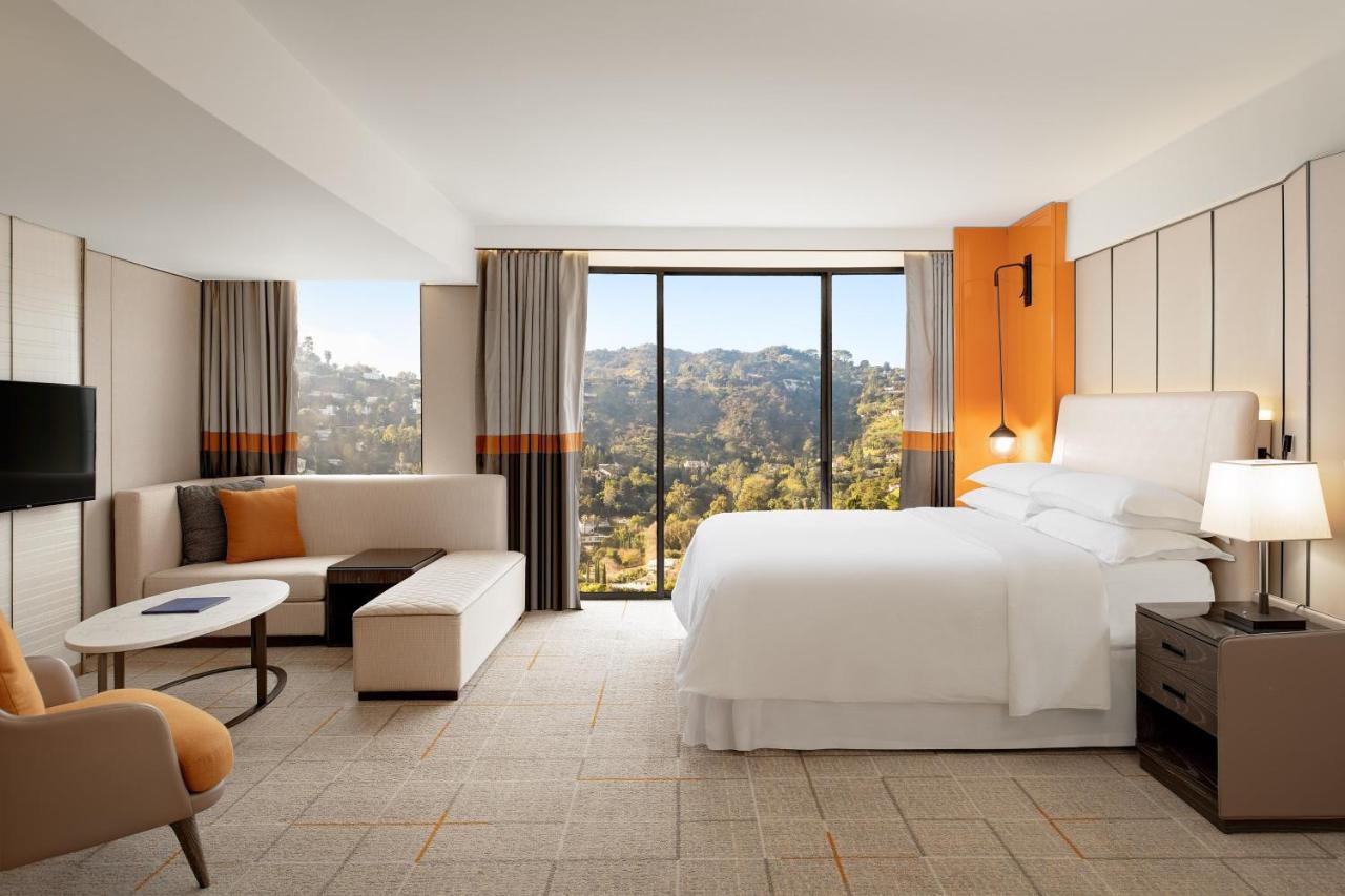 Sheraton Universal Hotel