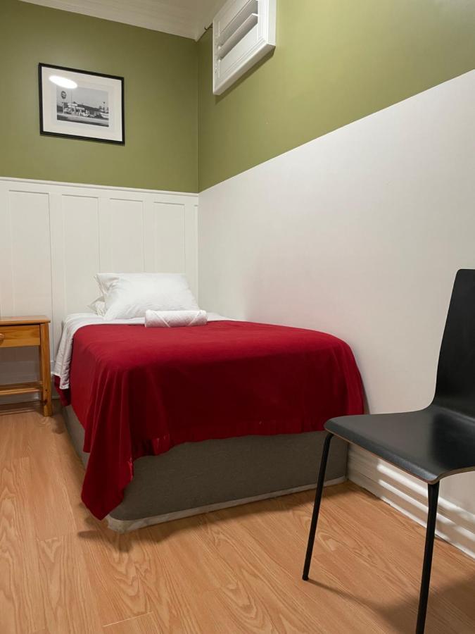 Usc Cozy Nook: Wi-fi, Ac & Fridge Near Downtown Homestay *