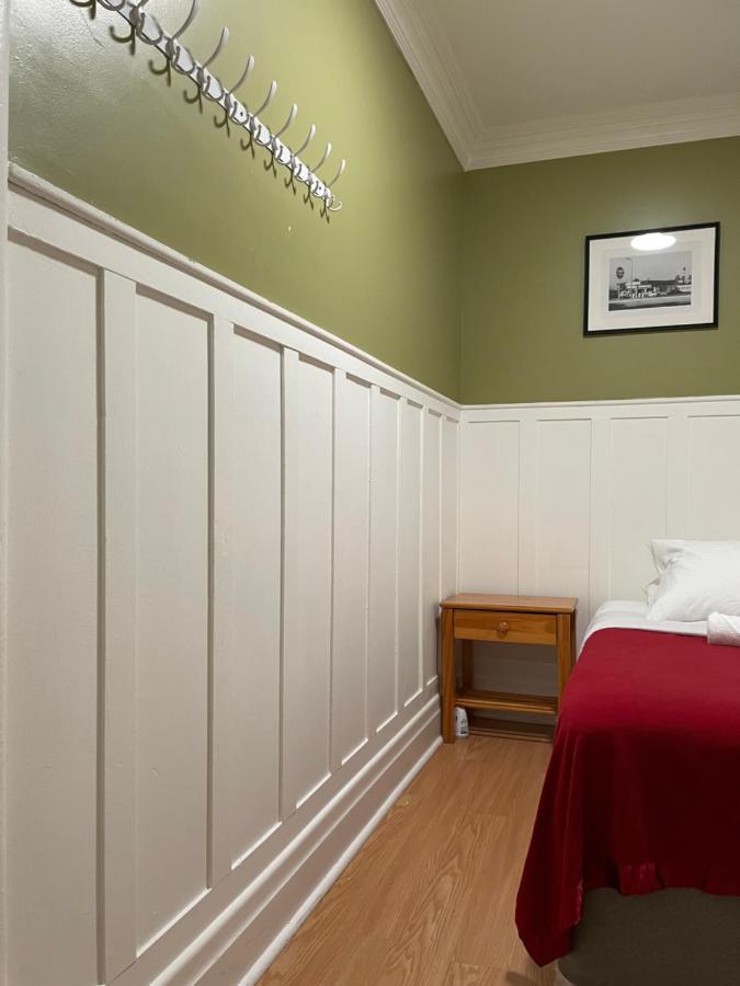 Usc Cozy Nook: Wi-fi, Ac & Fridge Near Downtown Homestay *