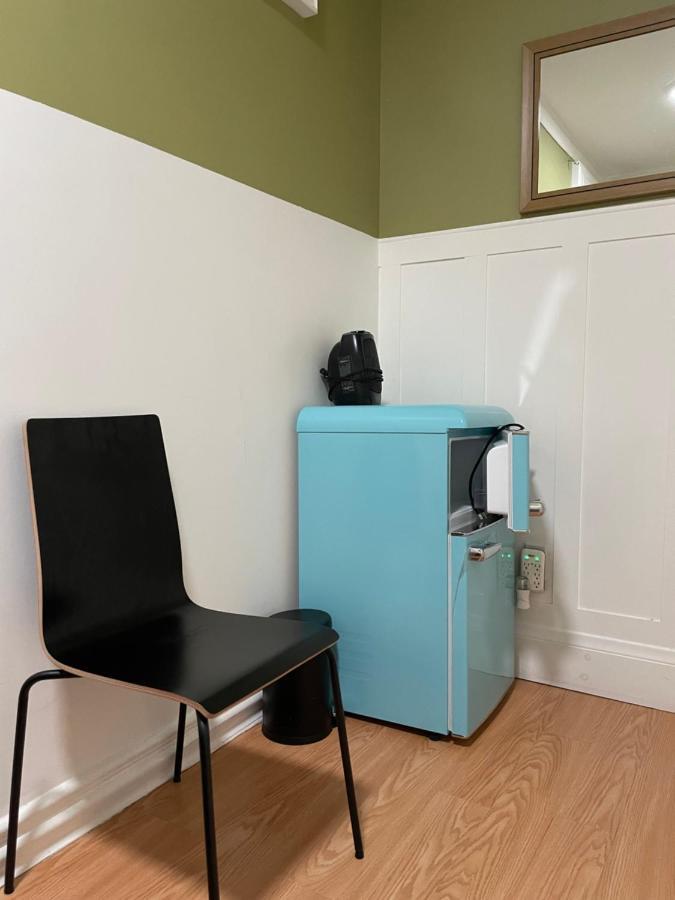 Usc Cozy Nook: Wi-fi, Ac & Fridge Near Downtown Homestay *