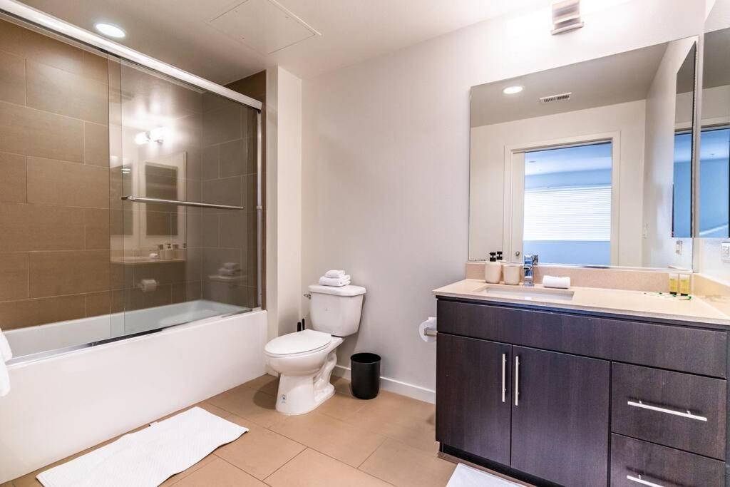 Experience Dtla 3bd 2 Bth Apt Apartment Los Angeles