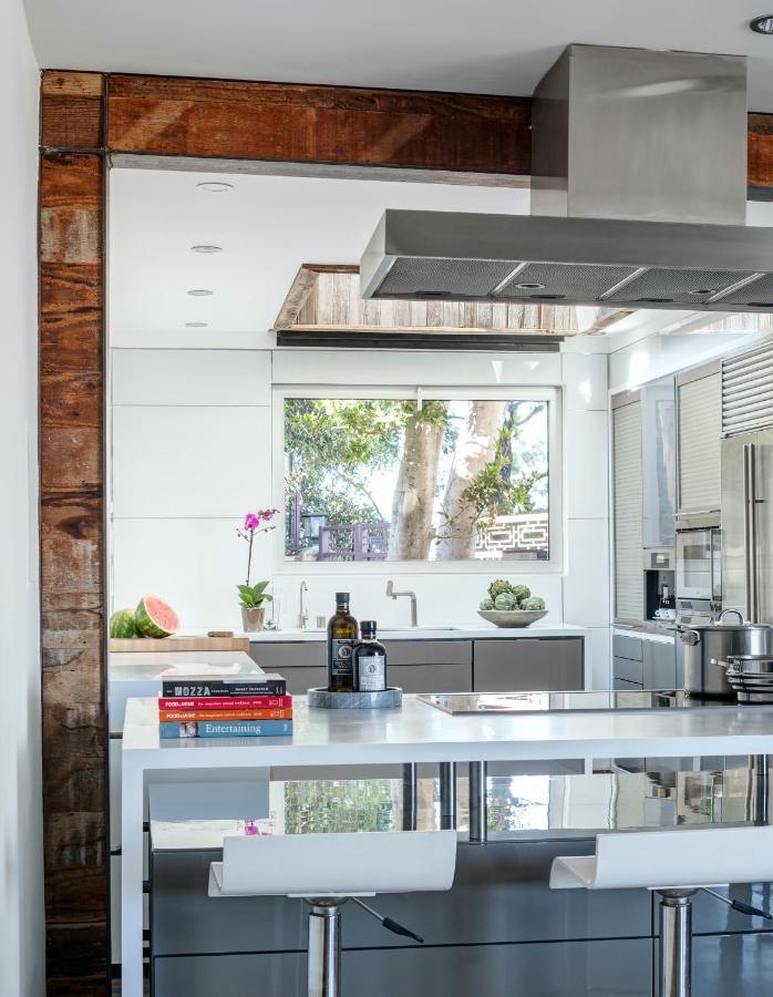 Holiday home 5m New 4br Jetliner View Modern West Hollywood Hills Oasis