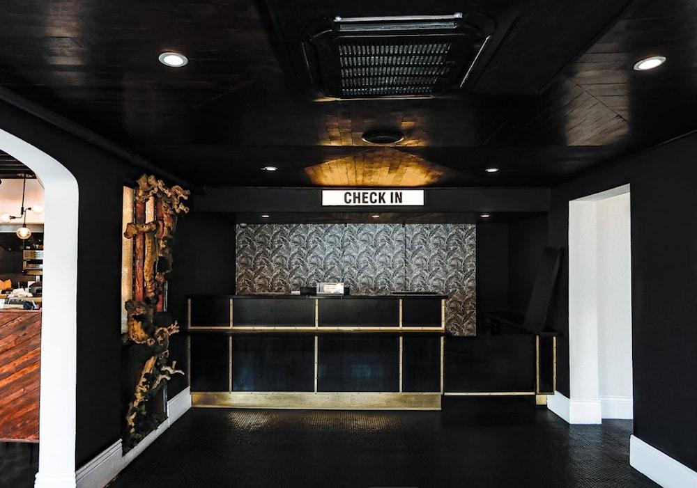 H By H Hospitality 4*