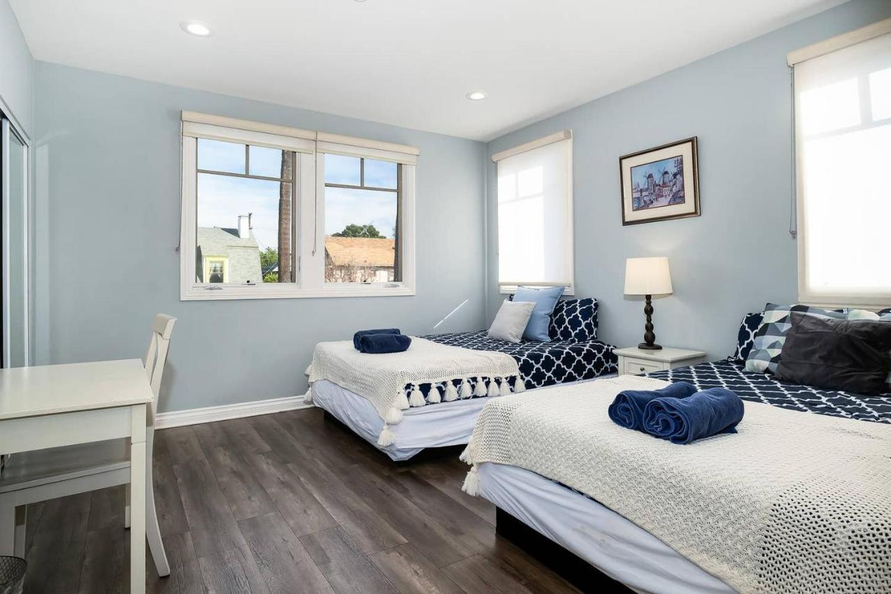 Holiday home Stylish 4 Bedroom House Near Korea Town