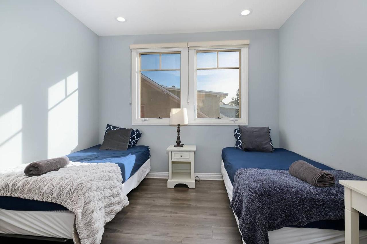 Stylish 4 Bedroom House Near Korea Town