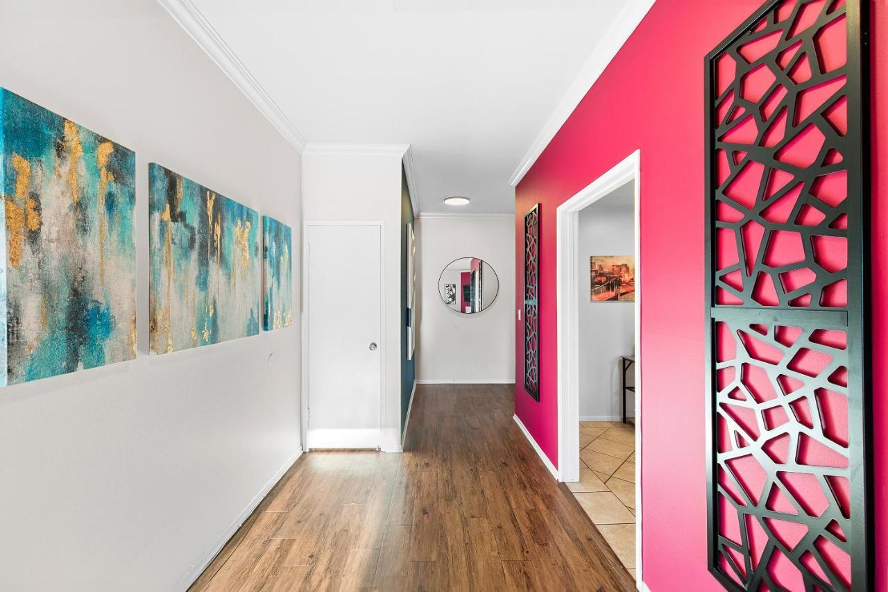 Beverly Hills Chic 2 Bed 2bath With Patio And Parking 309 Los Angeles