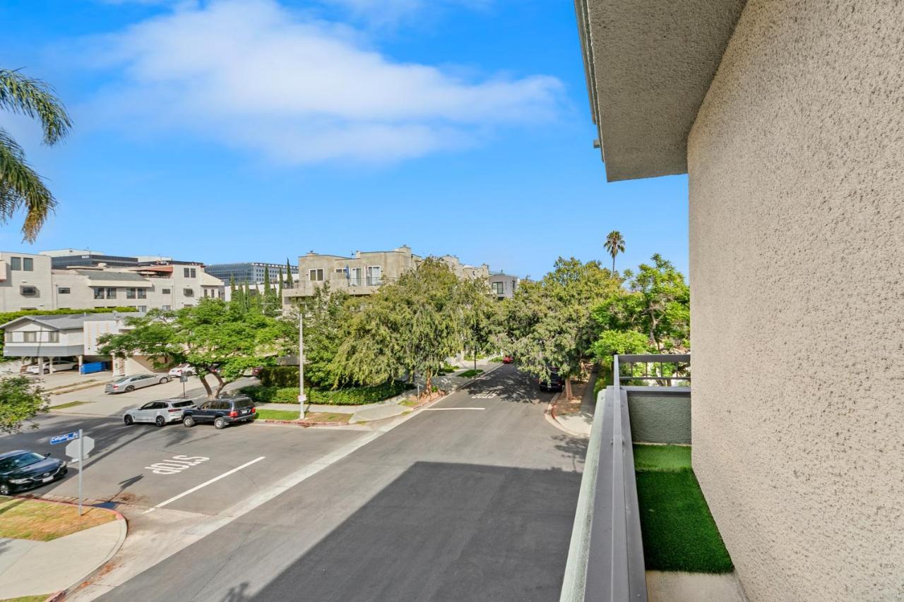 Beverly Hills Glamour Oasis 2 Bedroom With Parking 304 * Los Angeles
