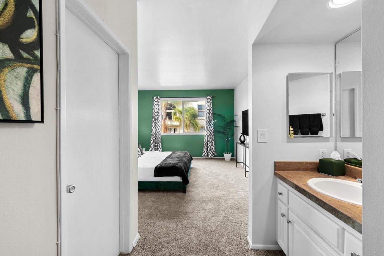 Beverly Hills Glamour Oasis 2 Bedroom With Parking 304 Aparthotel