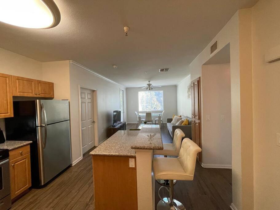 3 Km To Venice Beach Boardwalk Sleeps 6 Los Angeles
